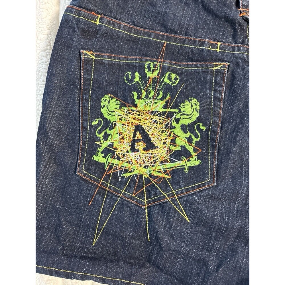 Akademiks Mens Jean Shorts Size 36 Denim Blue Dark Wash Embroidered Logo 3” Insm